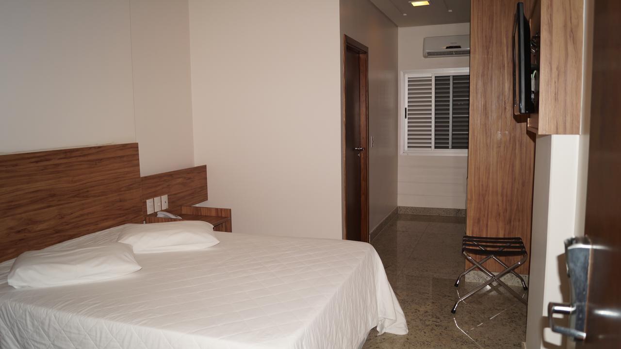 Lindoya Hotel Catalão Εξωτερικό φωτογραφία
